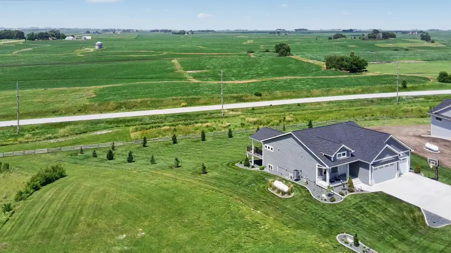 50181 Prairie Point Court, Ames, IA 50014 - #3
