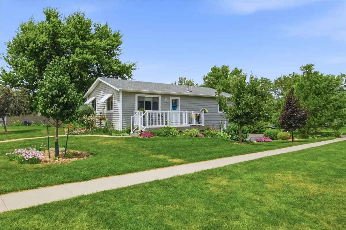 207 W Market Street, Panora, IA 50216 - #1