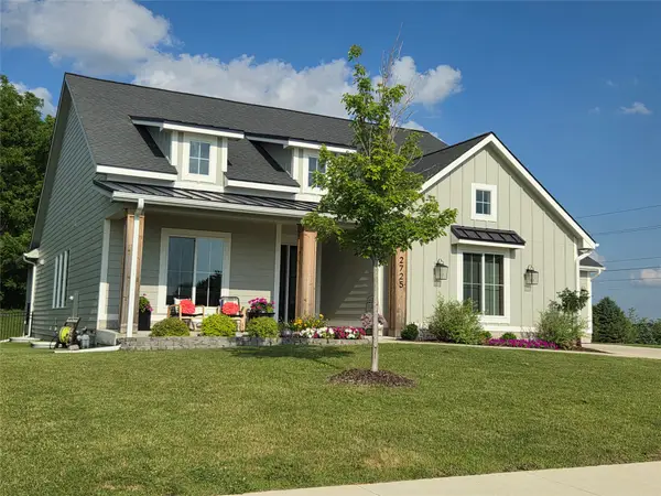 2725 NW Brookside Drive, Grimes, IA 50111