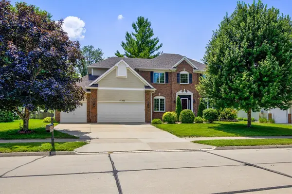 14304 Briarwood Lane, Urbandale, IA 50323