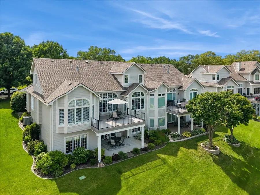 13551 Village Court, Clive, IA 50325 - #2