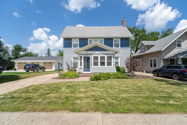 411 Hughes Street, Marshalltown, IA 50158
