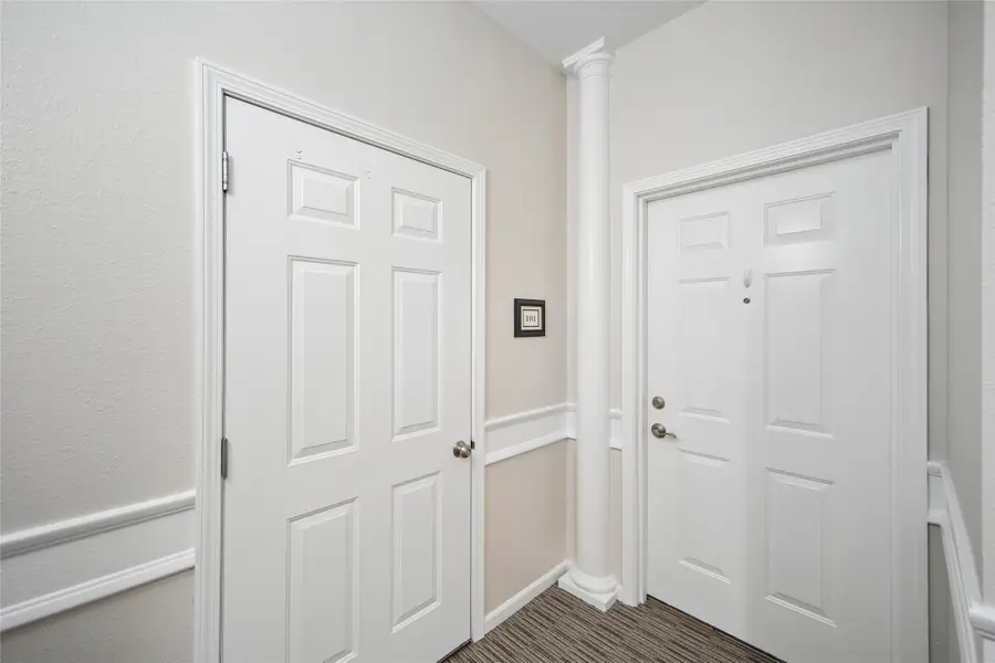 2901 Grand Avenue #101, Des Moines, IA 50312 - #2