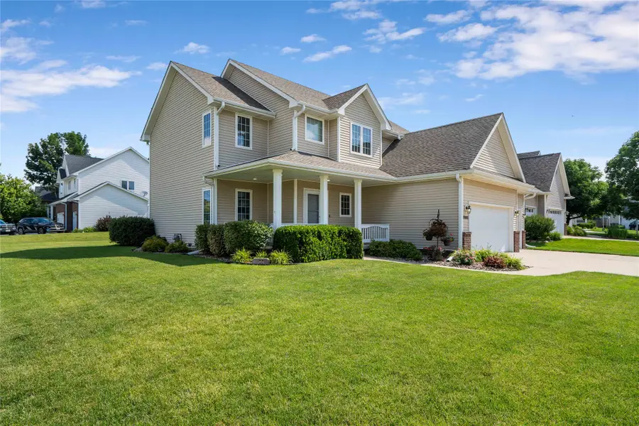 7885 Boulder Court, West Des Moines, IA 50266 - #2