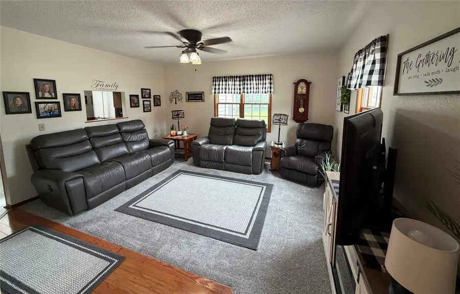 1207 Franklin Street, Pella, IA 50219 - #2