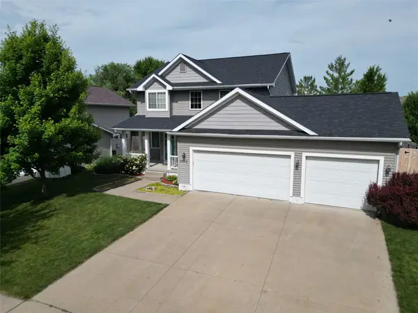 3608 Brook Run Drive, Des Moines, IA 50317