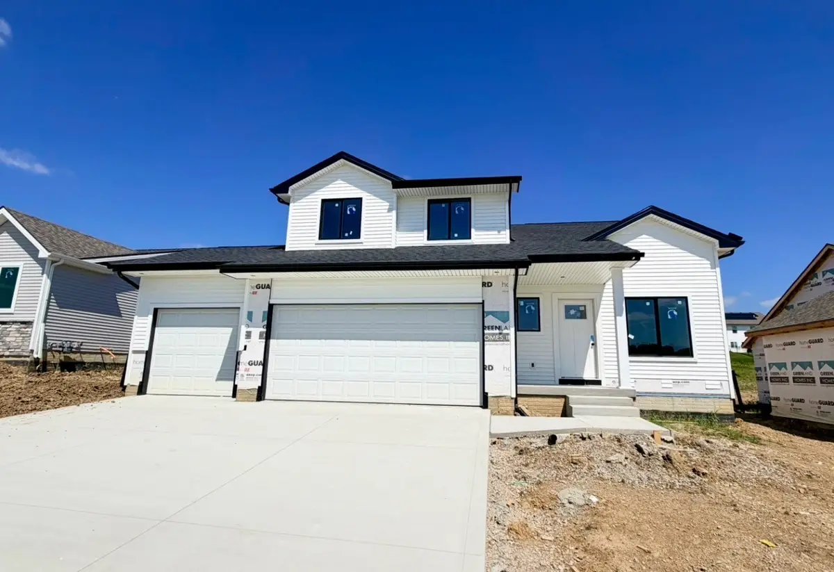 224 Canyon Drive, Norwalk, IA 50211 - #1