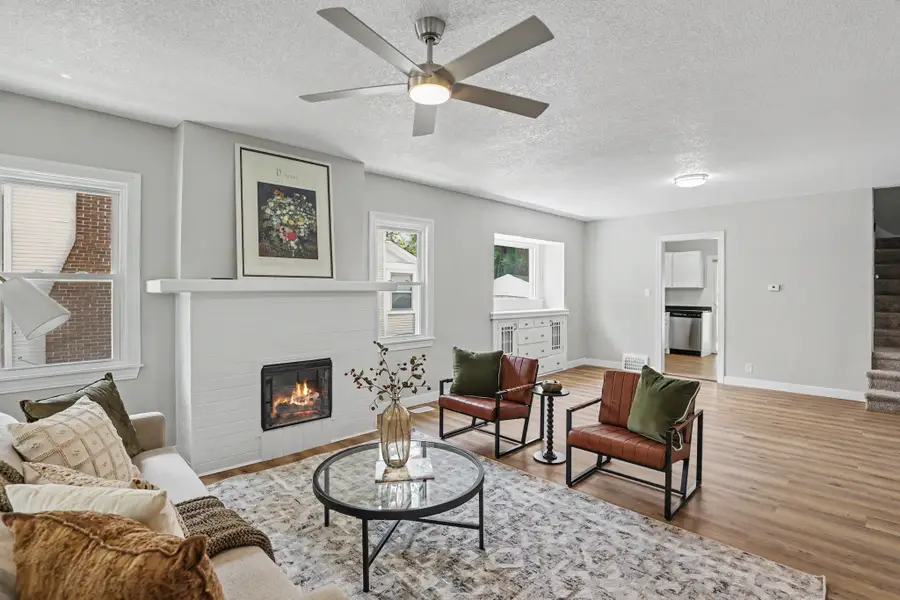 2006 E 13th Street, Des Moines, IA 50316 - #2