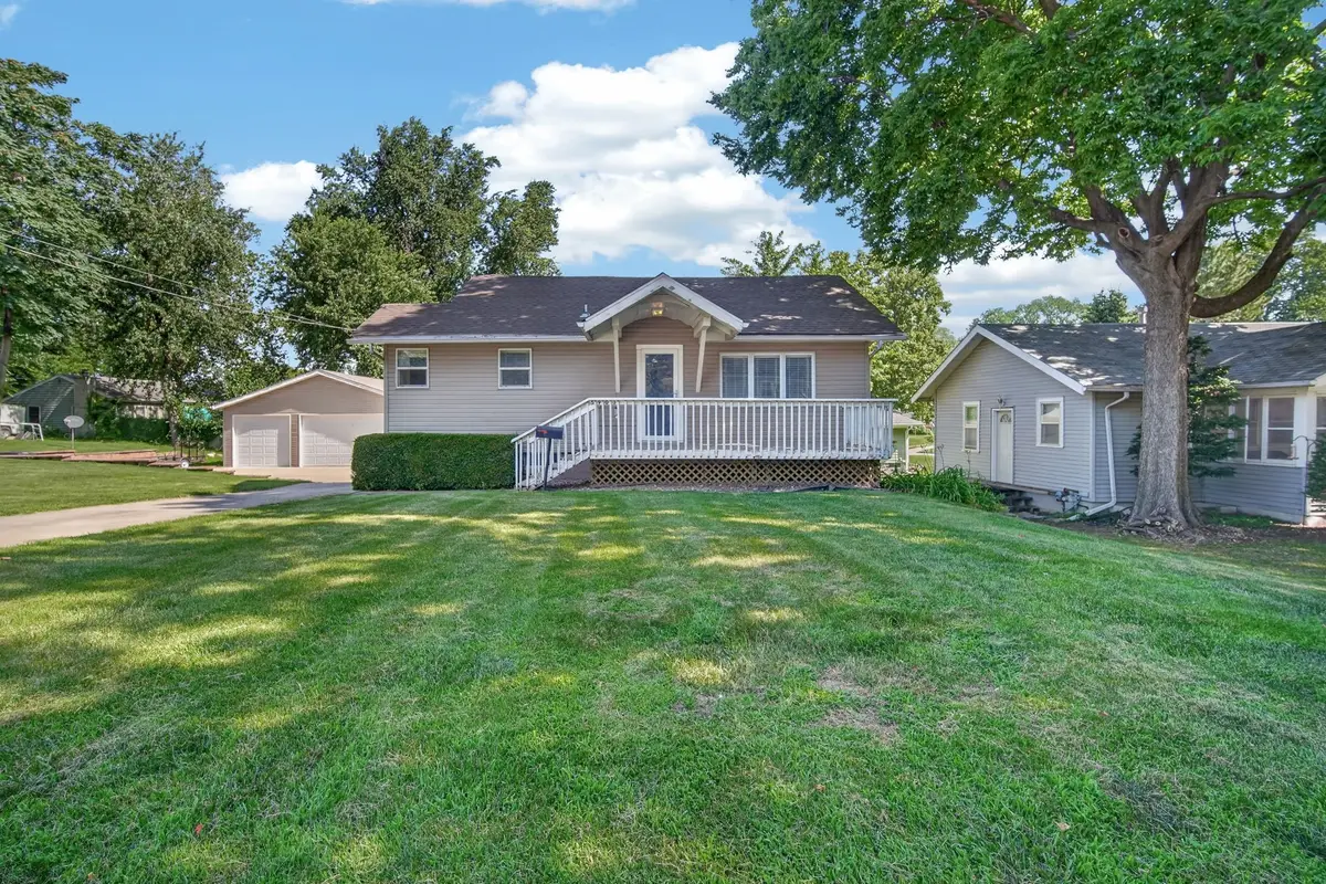 5903 Sheridan Avenue, Des Moines, IA 50322 - #1