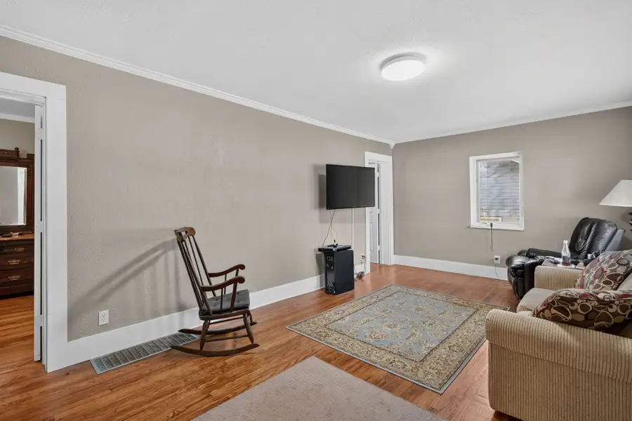 5903 Sheridan Avenue, Des Moines, IA 50322 - #3