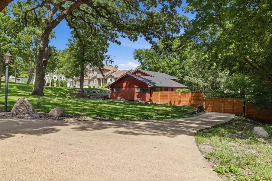 1495 NW 75th Street, Clive, IA 50325 - #2