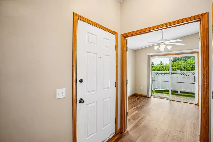 12503 Douglas Parkway, Urbandale, IA 50323 - #3