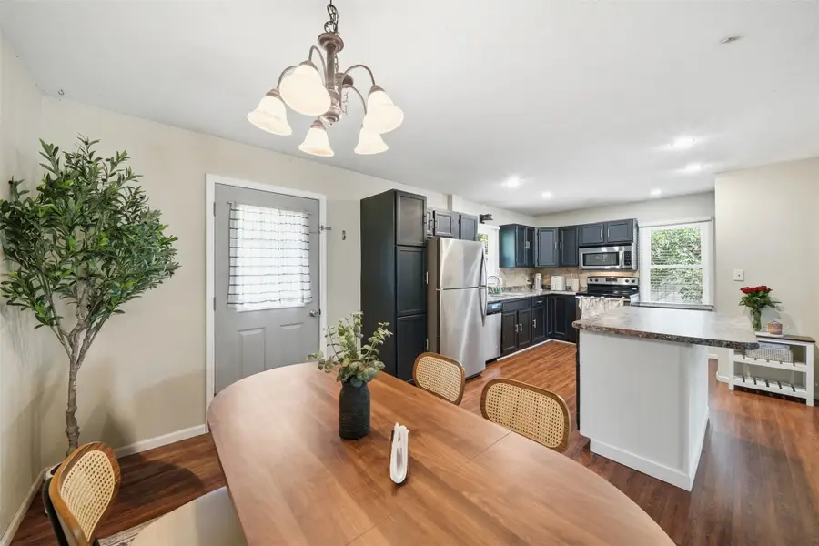 1024 E 36th Court, Des Moines, IA 50317 - #3