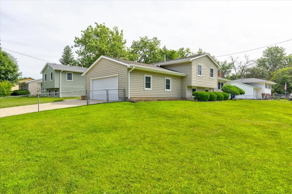 3932 E Douglas Avenue, Des Moines, IA 50317 - #1