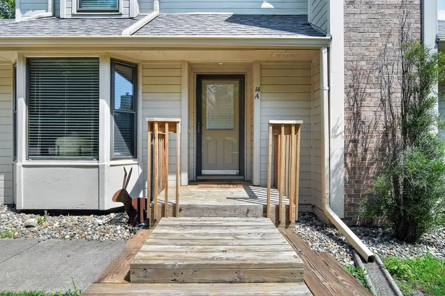 1070 50th Street #14A, West Des Moines, IA 50266 - #3