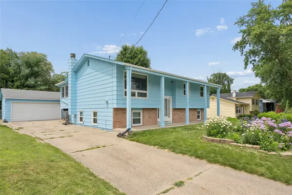 4410 64th Street, Urbandale, IA 50322
