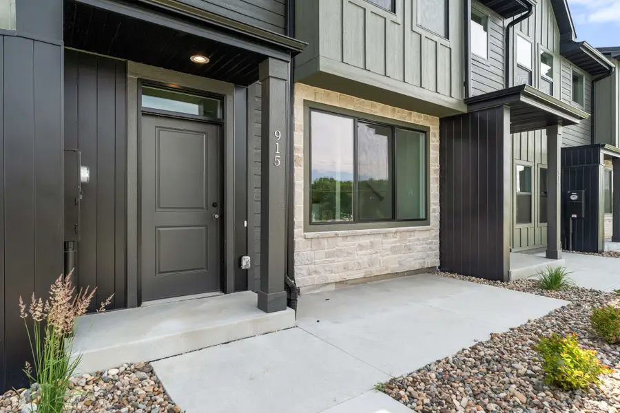905 Percheron Lane, Norwalk, IA 50211 - #3