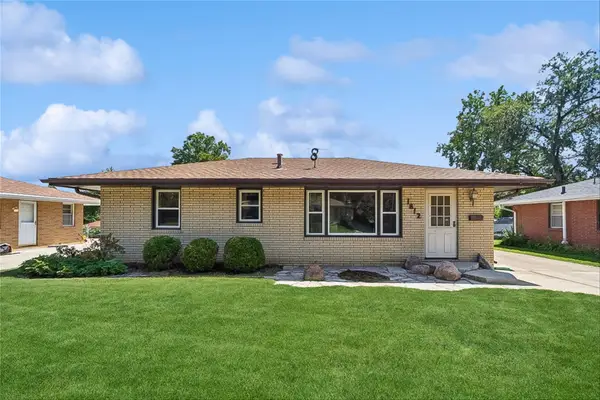 1812 Pearl Drive, West Des Moines, IA 50265