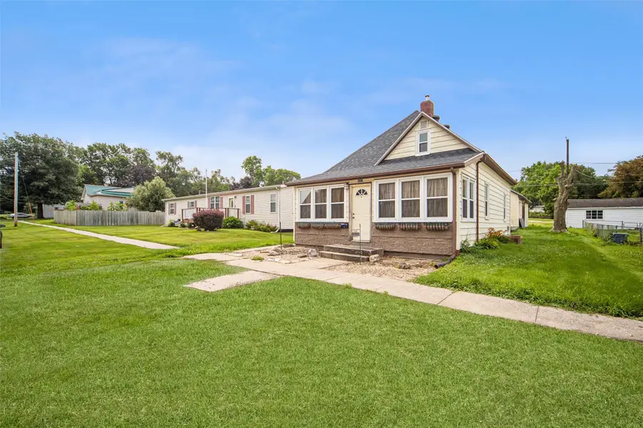 121 W Spring Street, Colfax, IA 50054 - #3