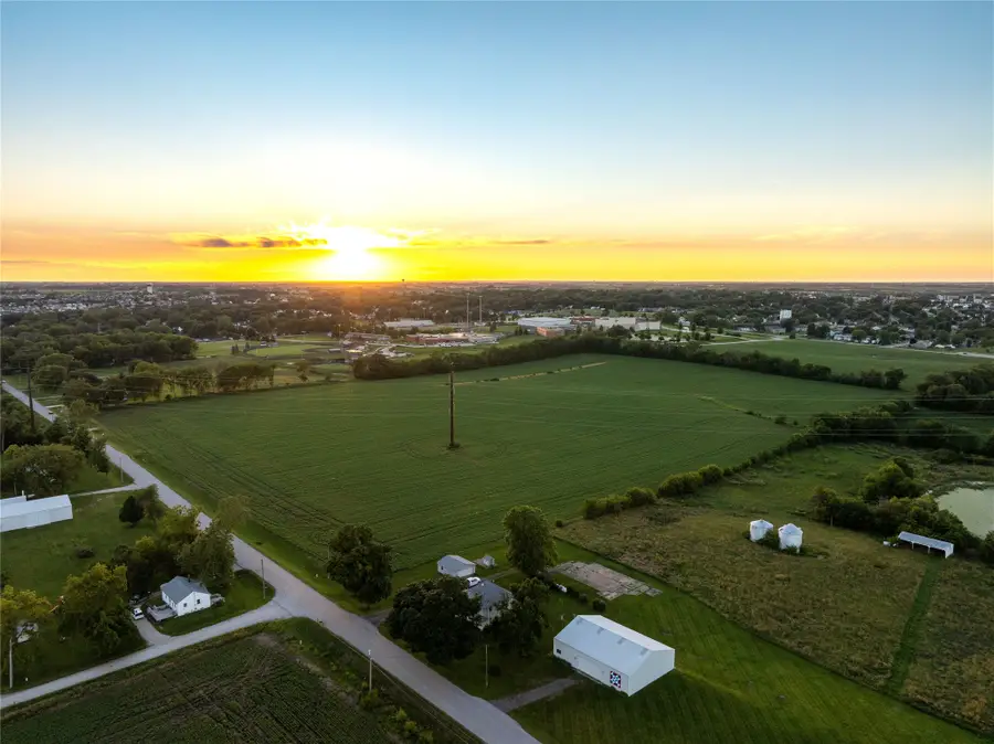 7513 Coolidge Street, Norwalk, IA 50211 - #2