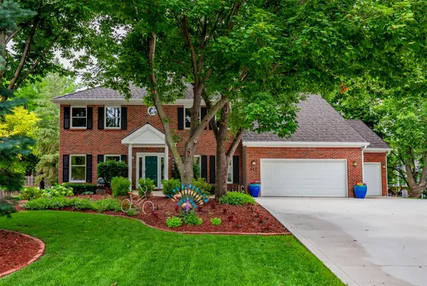 917 57th Place, West Des Moines, IA 50266