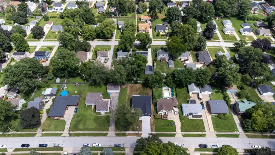 641 12th Street, West Des Moines, IA 50265 - #3