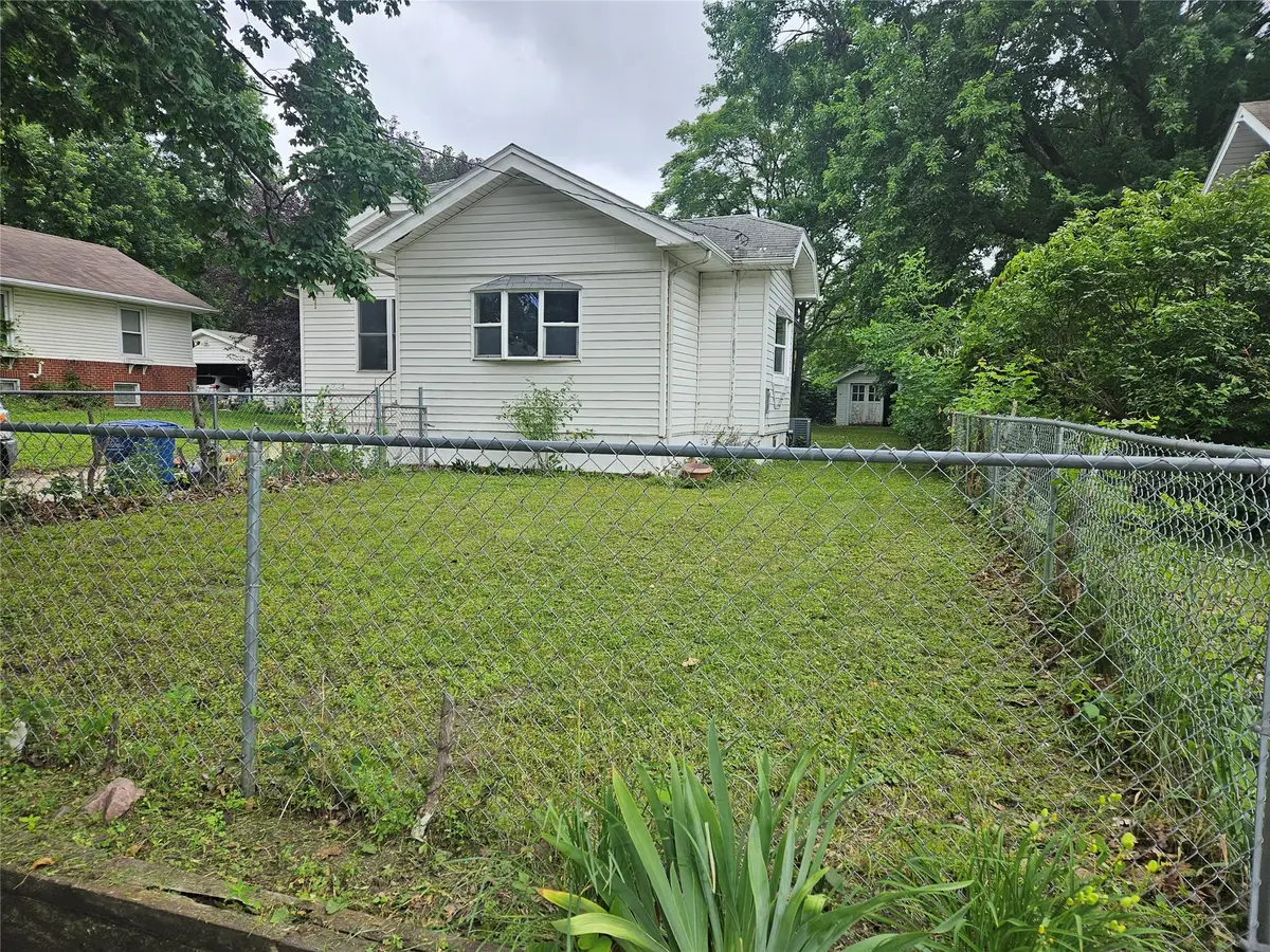 1437 Mattern Avenue, Des Moines, IA 50316 - #1