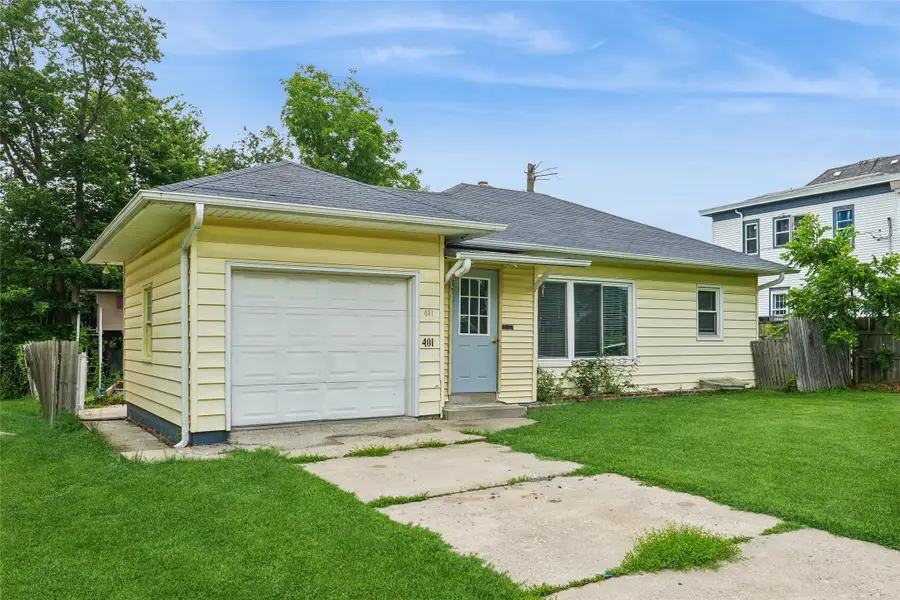 401 N 4th Street, Marshalltown, IA 50158 - #2
