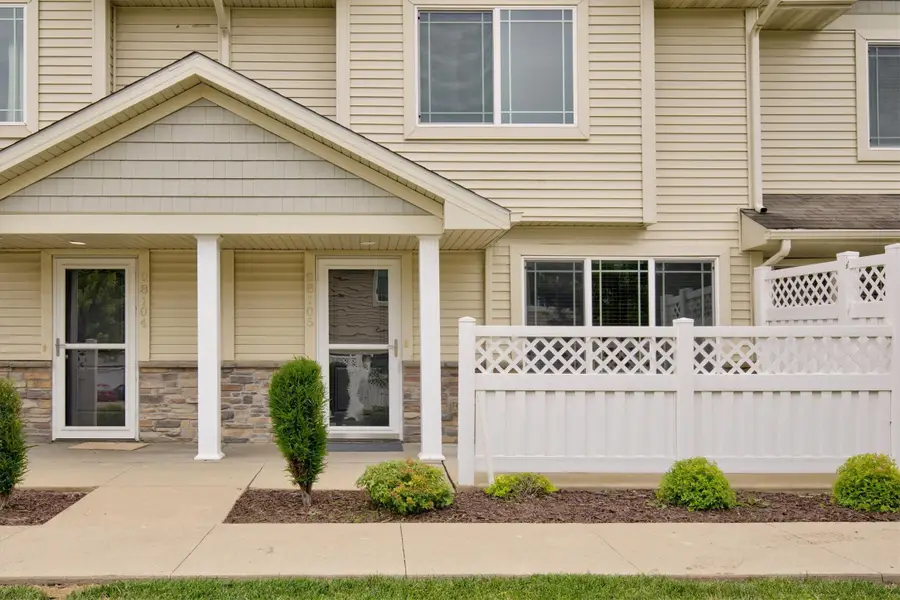 8601 Westown Parkway #28105, West Des Moines, IA 50266 - #2