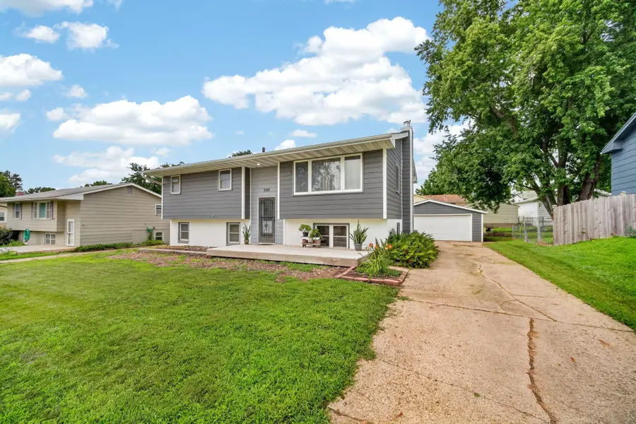 1301 Meadow Drive, Norwalk, IA 50211 - #2