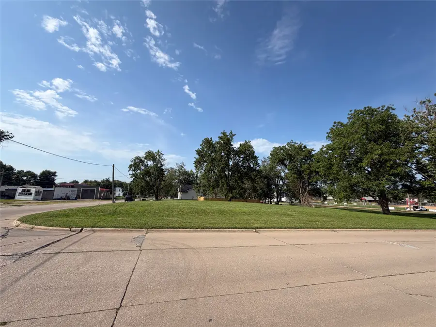 325 College Street, Boone, IA 50036 - #3