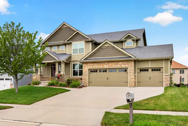 4408 163rd Street, Urbandale, IA 50323