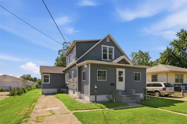1614 Searle Street, Des Moines, IA 50317