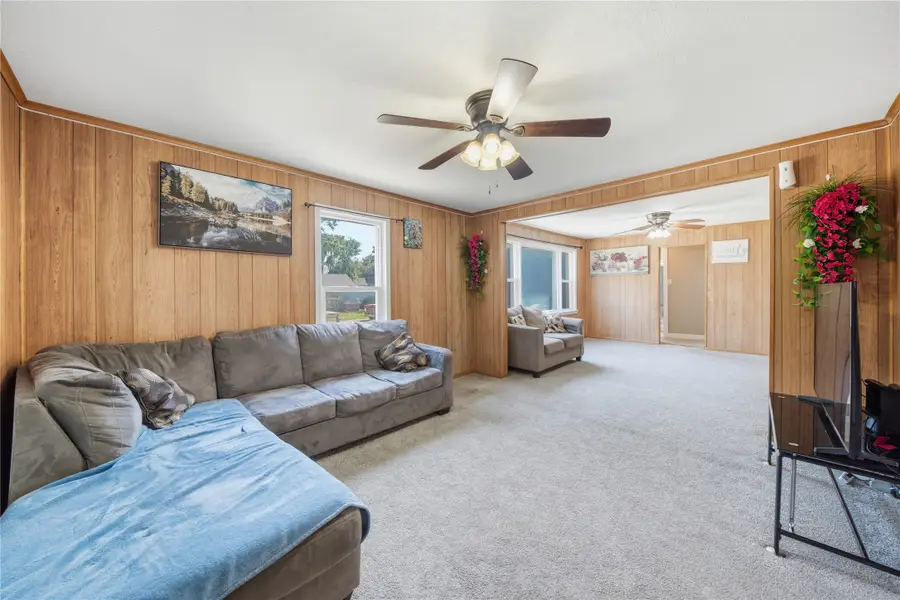 1614 Searle Street, Des Moines, IA 50317 - #3