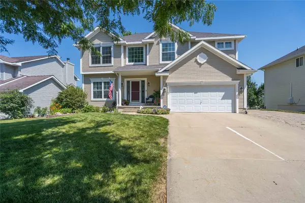2117 NW Parkridge Drive, Ankeny, IA 50023