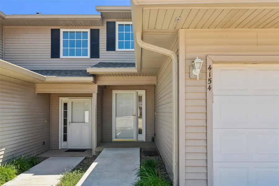 4154 100th Street #14, Urbandale, IA 50322 - #2