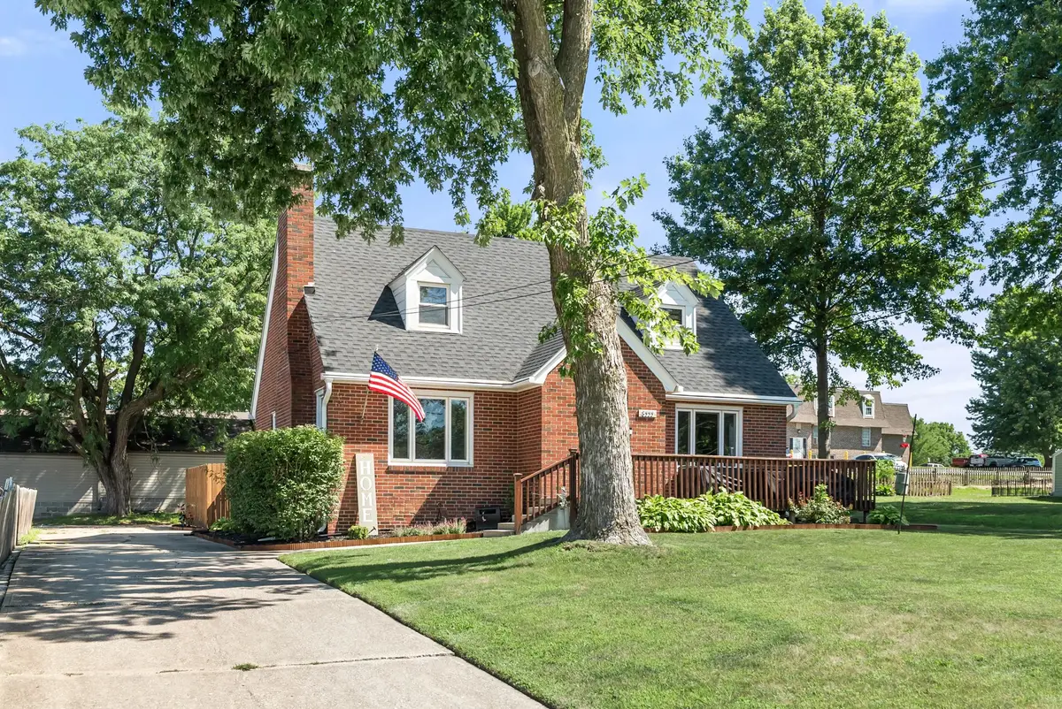 8555 Franklin Avenue, Clive, IA 50325 - #1