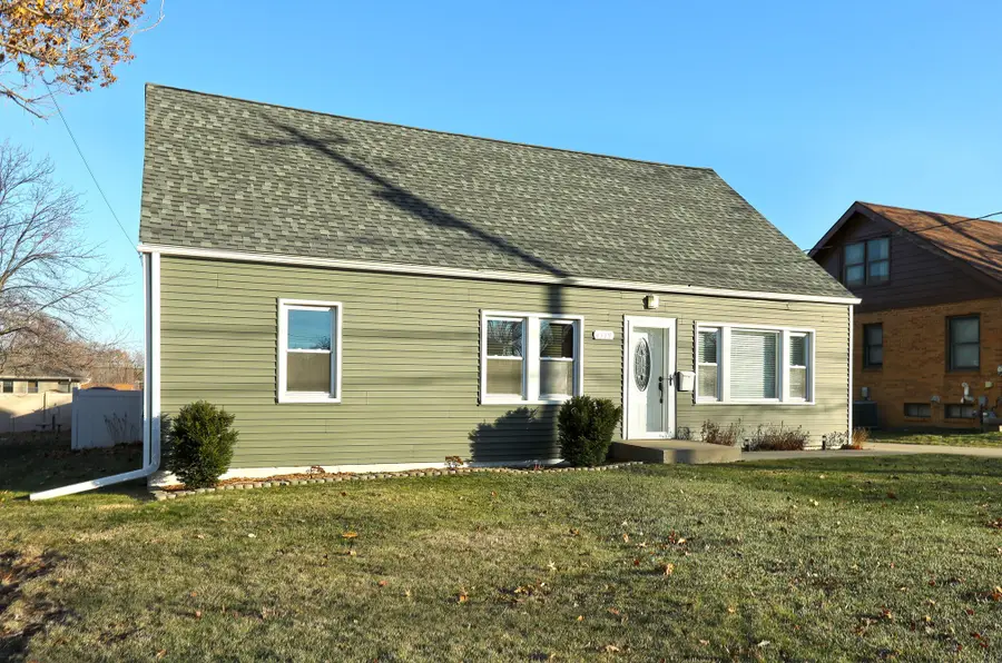 4119 70th Street, Urbandale, IA 50322 - #2