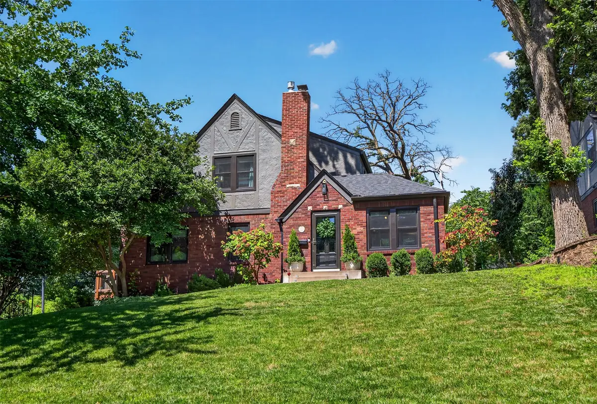 1510 41st Place, Des Moines, IA 50311 - #1