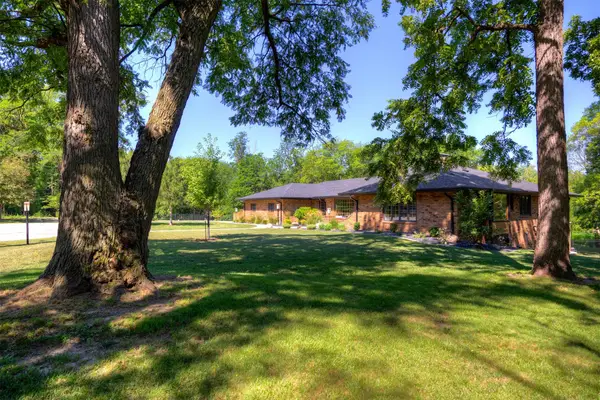 5154 Lower Beaver Road, Des Moines, IA 50310