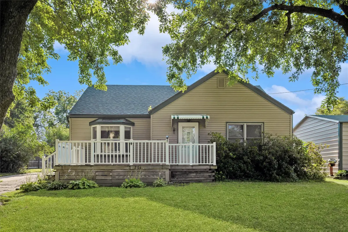 204 N 12th Street, Guthrie Center, IA 50115 - #1