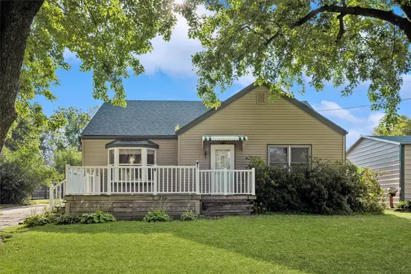 204 N 12th Street, Guthrie Center, IA 50115