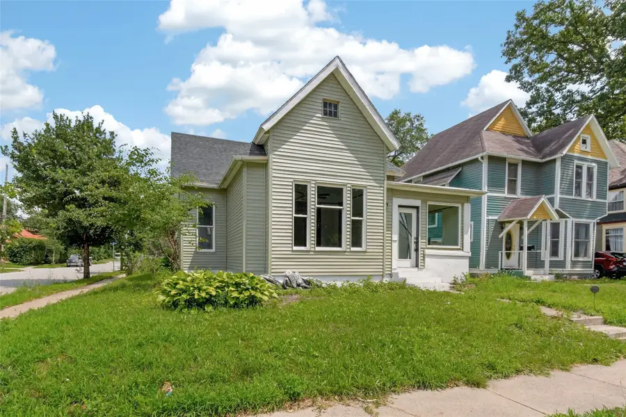 1735 7th Street, Des Moines, IA 50314 - #2