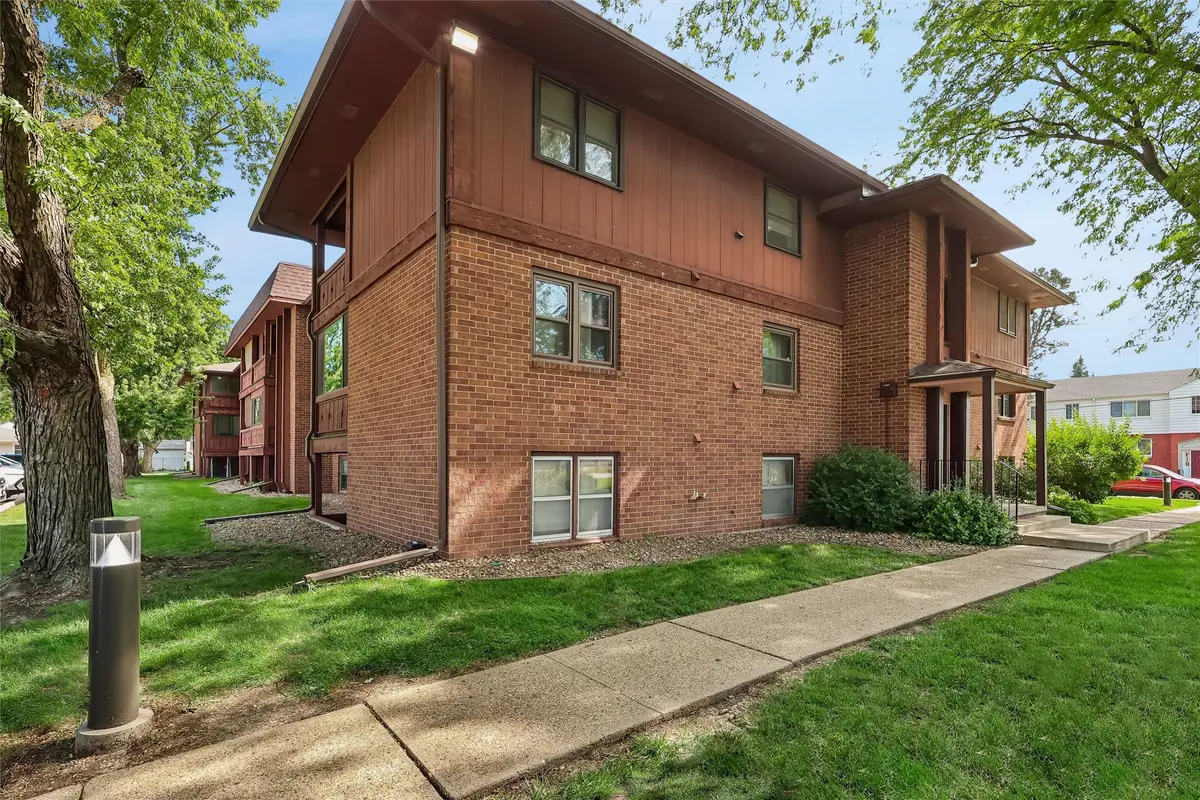 1900 50th Street #2, Des Moines, IA 50310 - #1