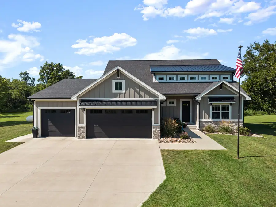 8656 NE 102nd Avenue, Bondurant, IA 50035 - #2