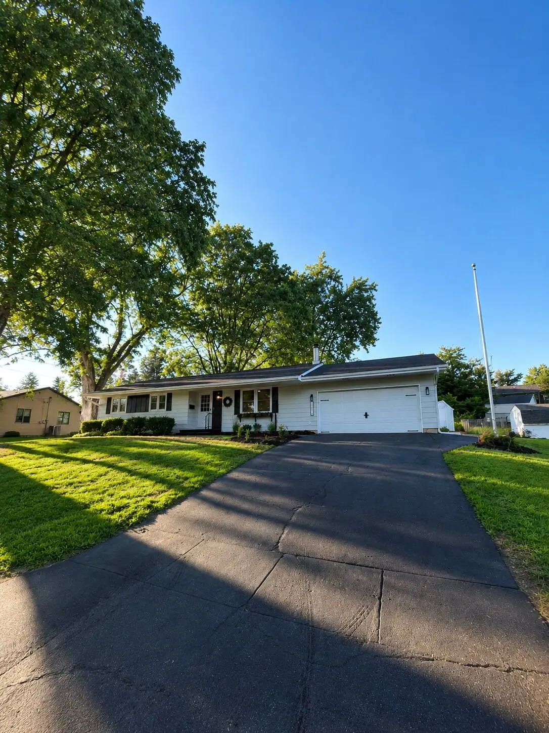 1206 S 16th Avenue W, Newton, IA 50208 - #1