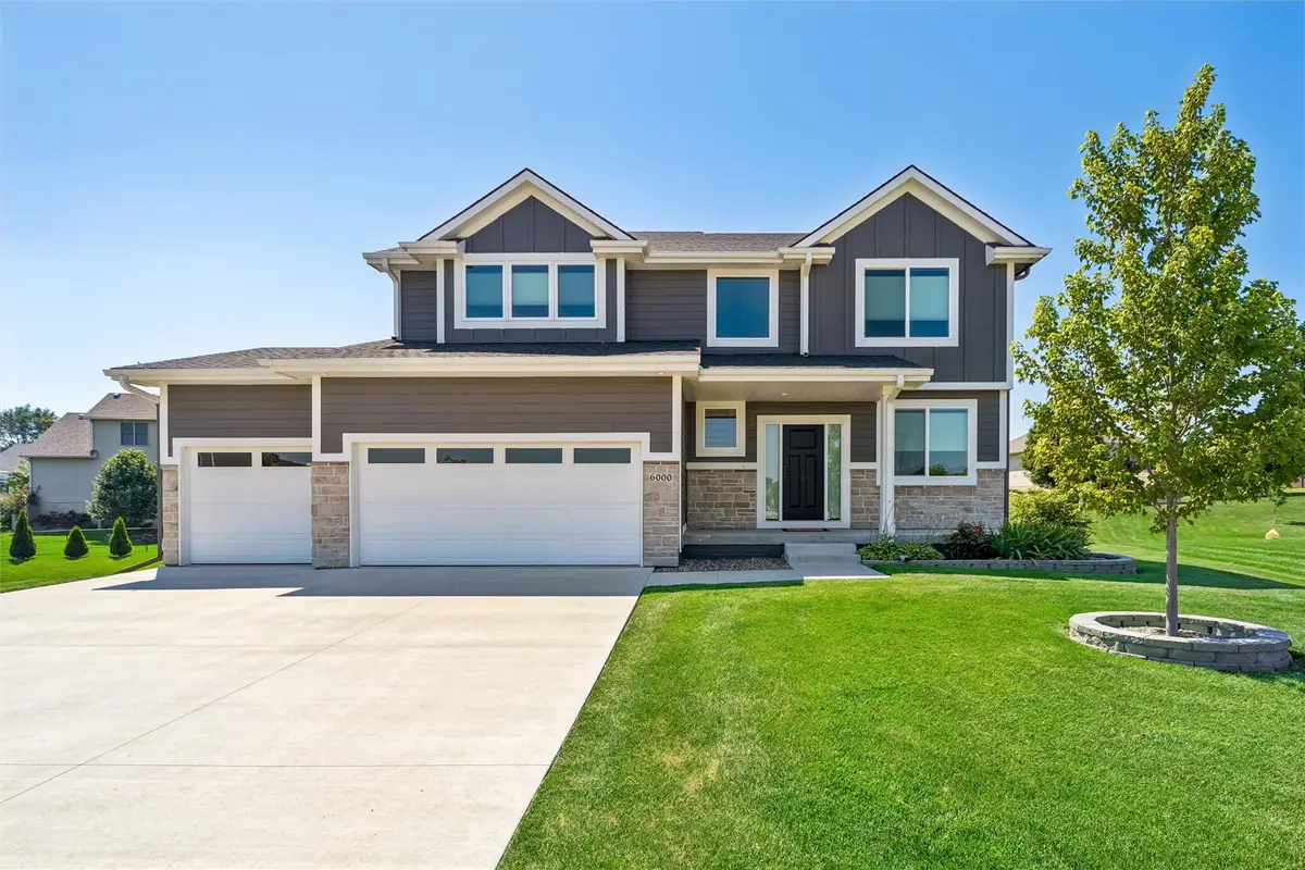 6000 Gladbury Court, Pleasant Hill, IA 50327 - #1