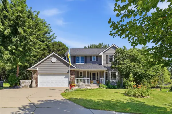 3012 E Highview Drive, Des Moines, IA 50320