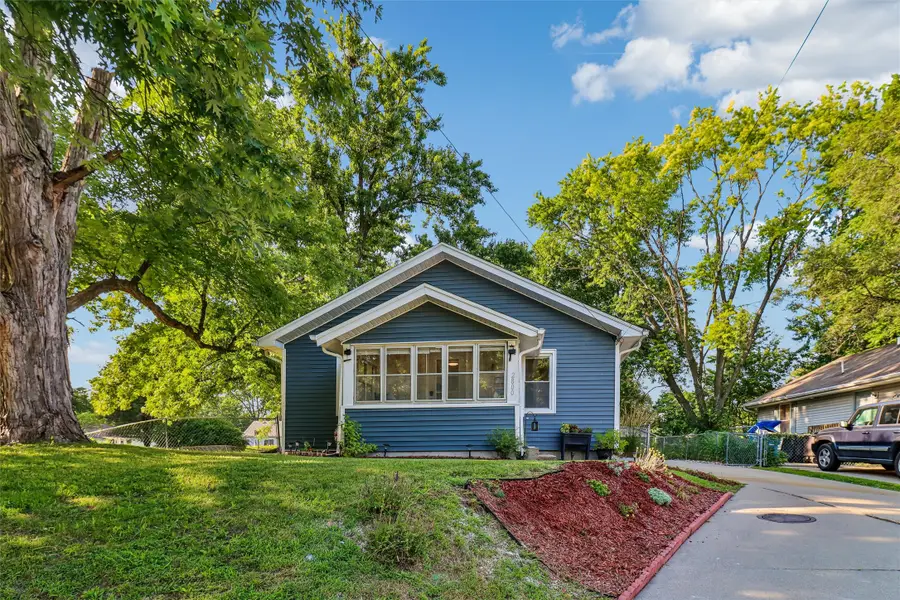 2800 Lyon Street, Des Moines, IA 50317 - #2