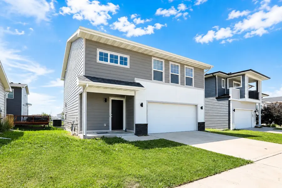 1504 NE Polk Drive, Grimes, IA 50111 - #2
